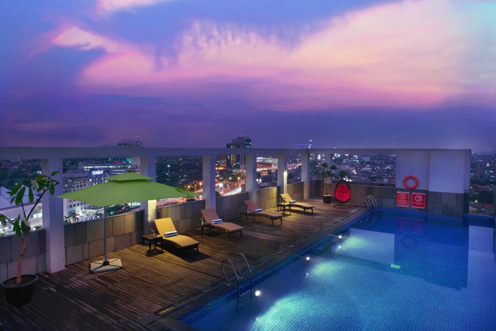 Amaris Hotel Bekasi Barat Exteriör bild